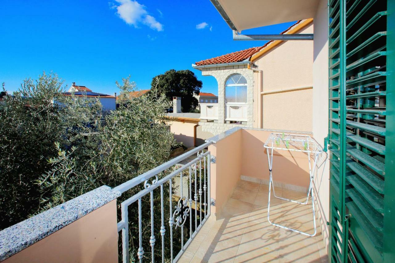 Apartments Ana Бибинье Экстерьер фото